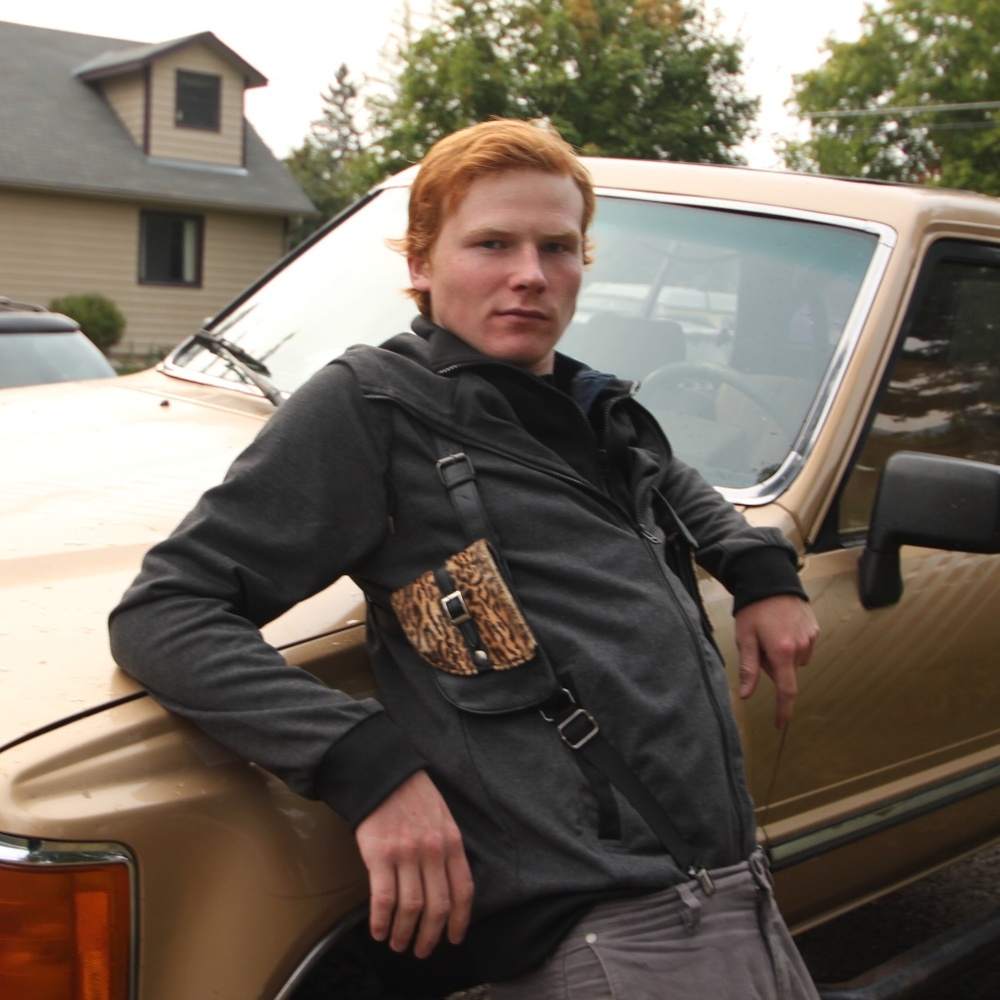 Joyrich gunslinging leopard pouch